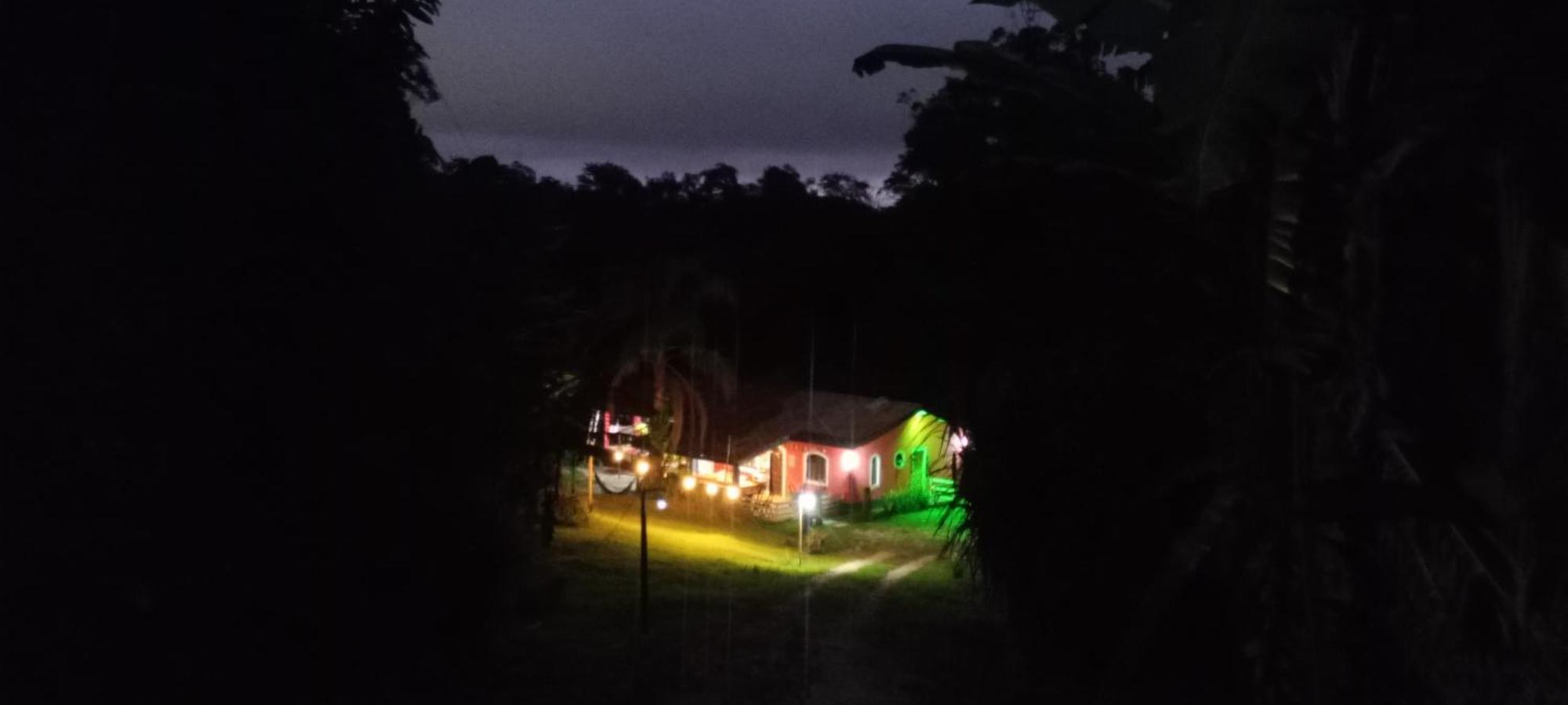 O Brejo Encantado Hospedagem E Hostel Embu Exteriér fotografie